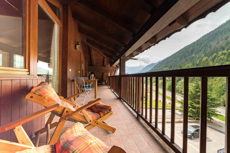 Riverside Terrace Apartment — Villa Monari Appartamenti Vacanze a Cogolo di Peio, Val di Sole
